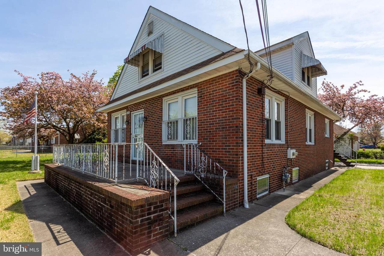 962 Berkley Road - Photo 1