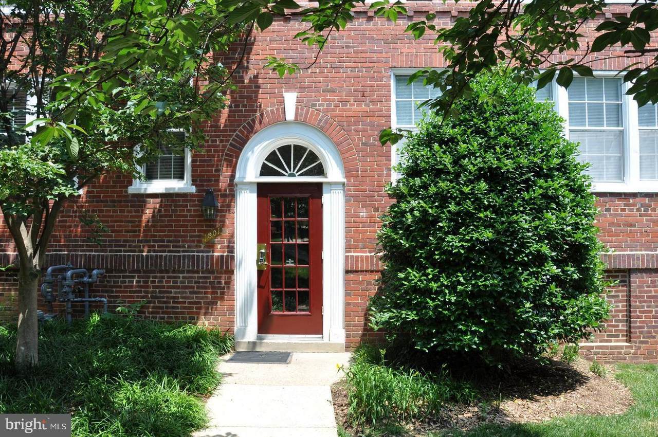 1801 Key Boulevard - Photo 1