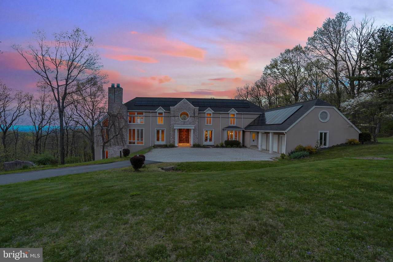 3 Forest Road - Photo 1