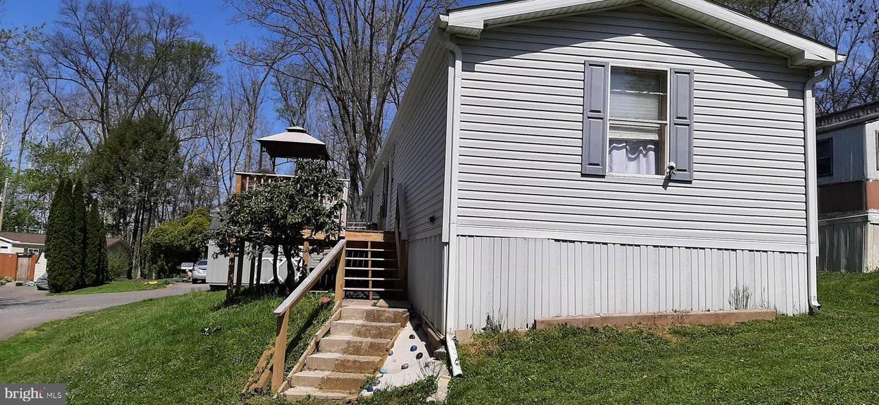 44 Penn Drive - Photo 1