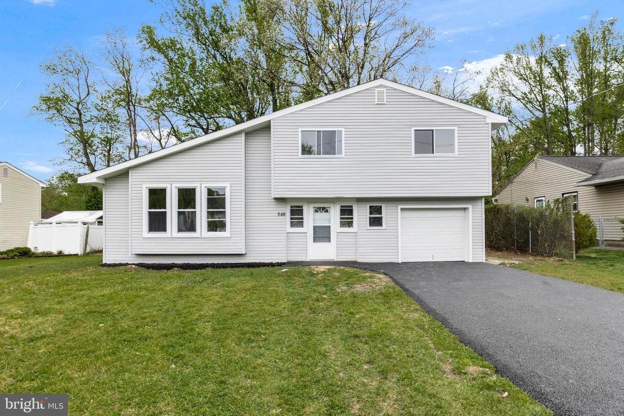 548 Beverly Drive - Photo 1