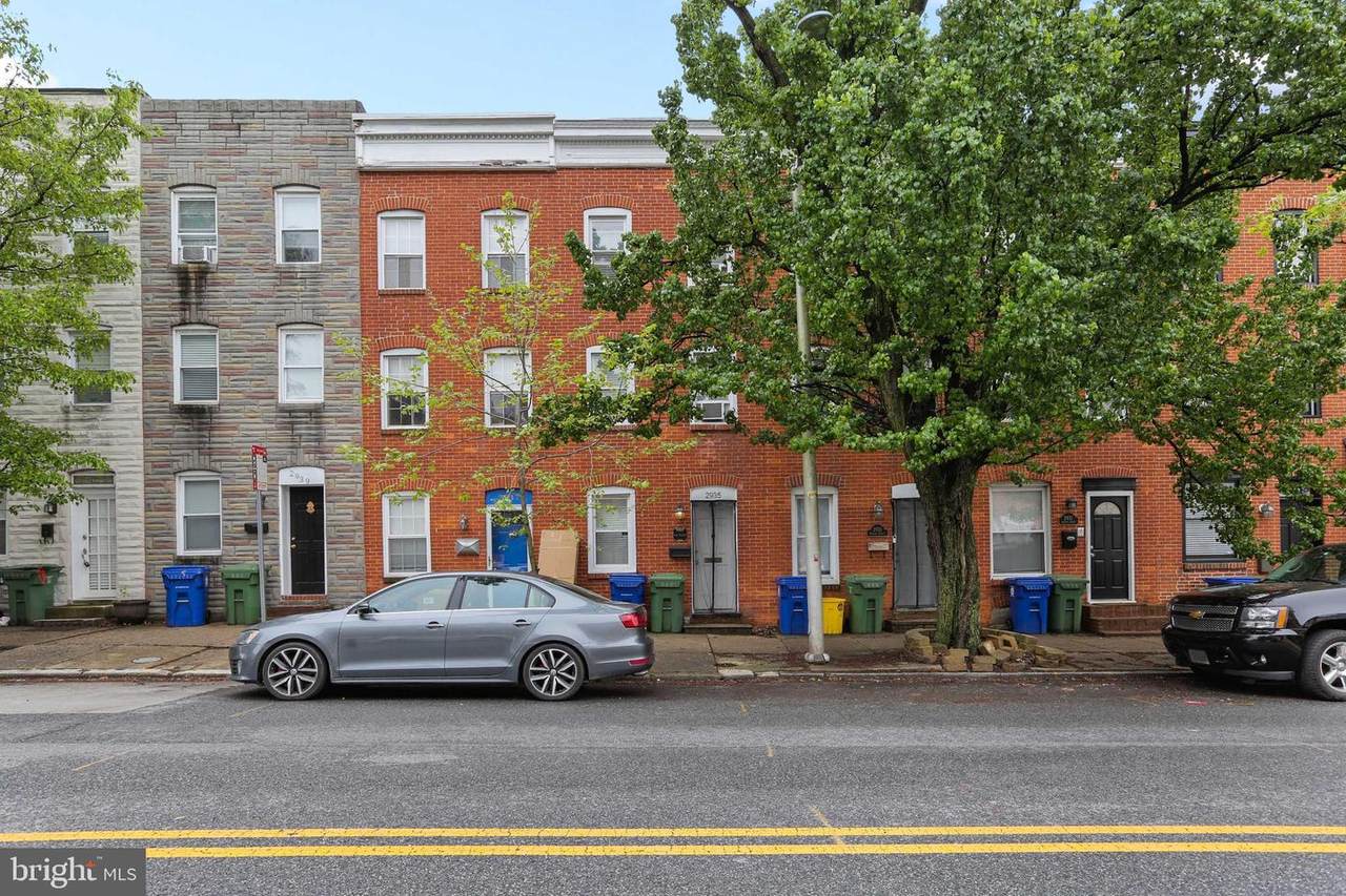 2935 Hudson Street - Photo 1