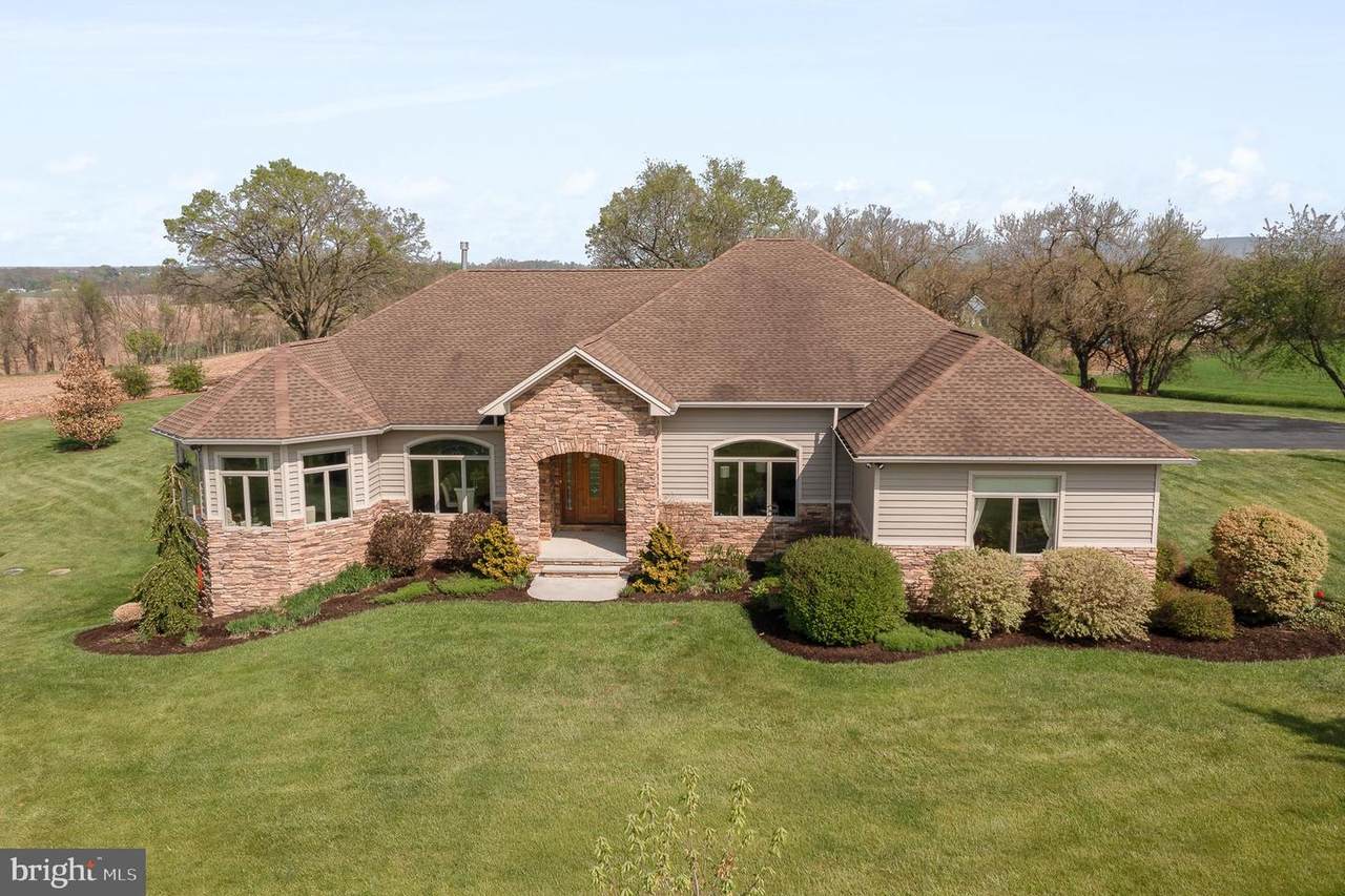 253 Bonnybrook Road - Photo 1