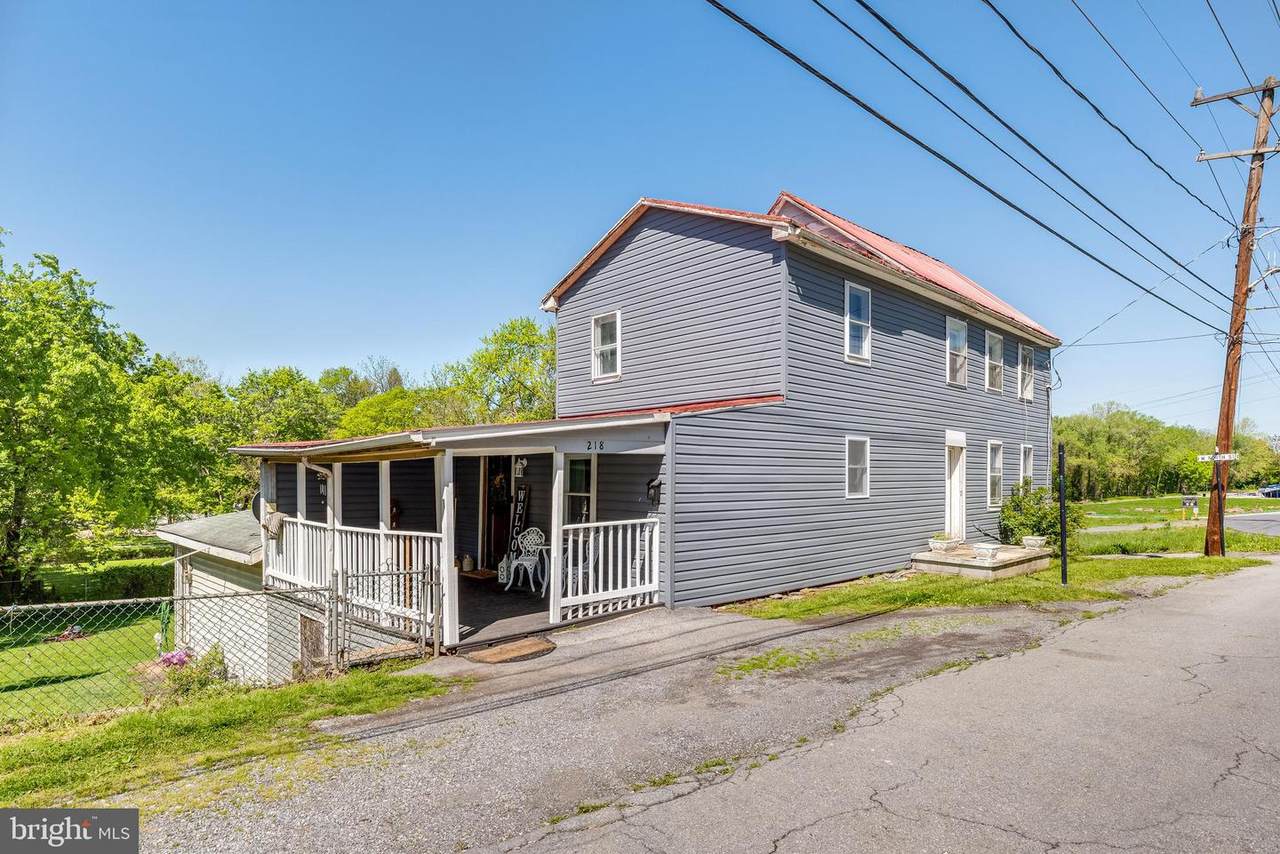 218 West Street - Photo 1