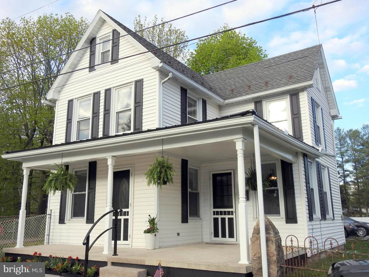 111 Walnut Street - Photo 1