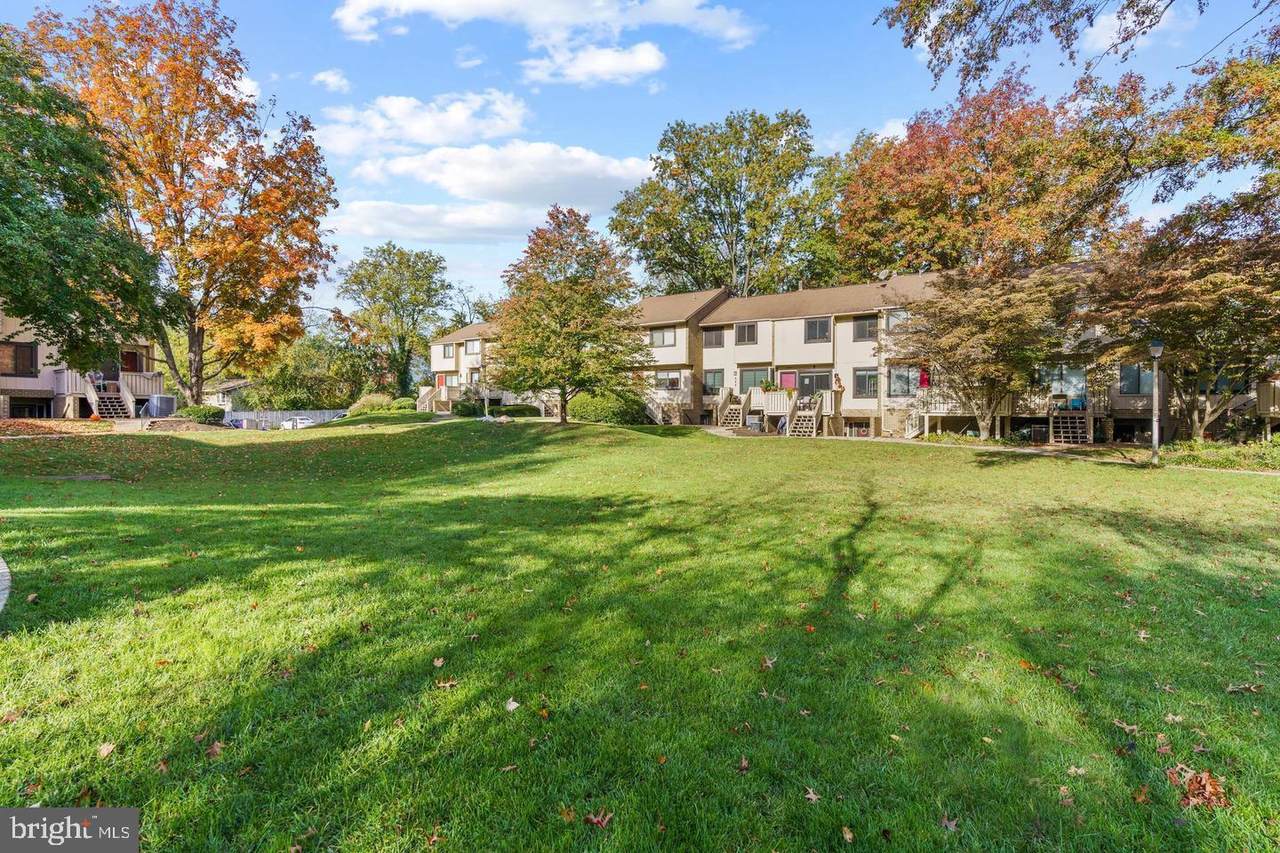 2409 Glengyle Drive - Photo 1