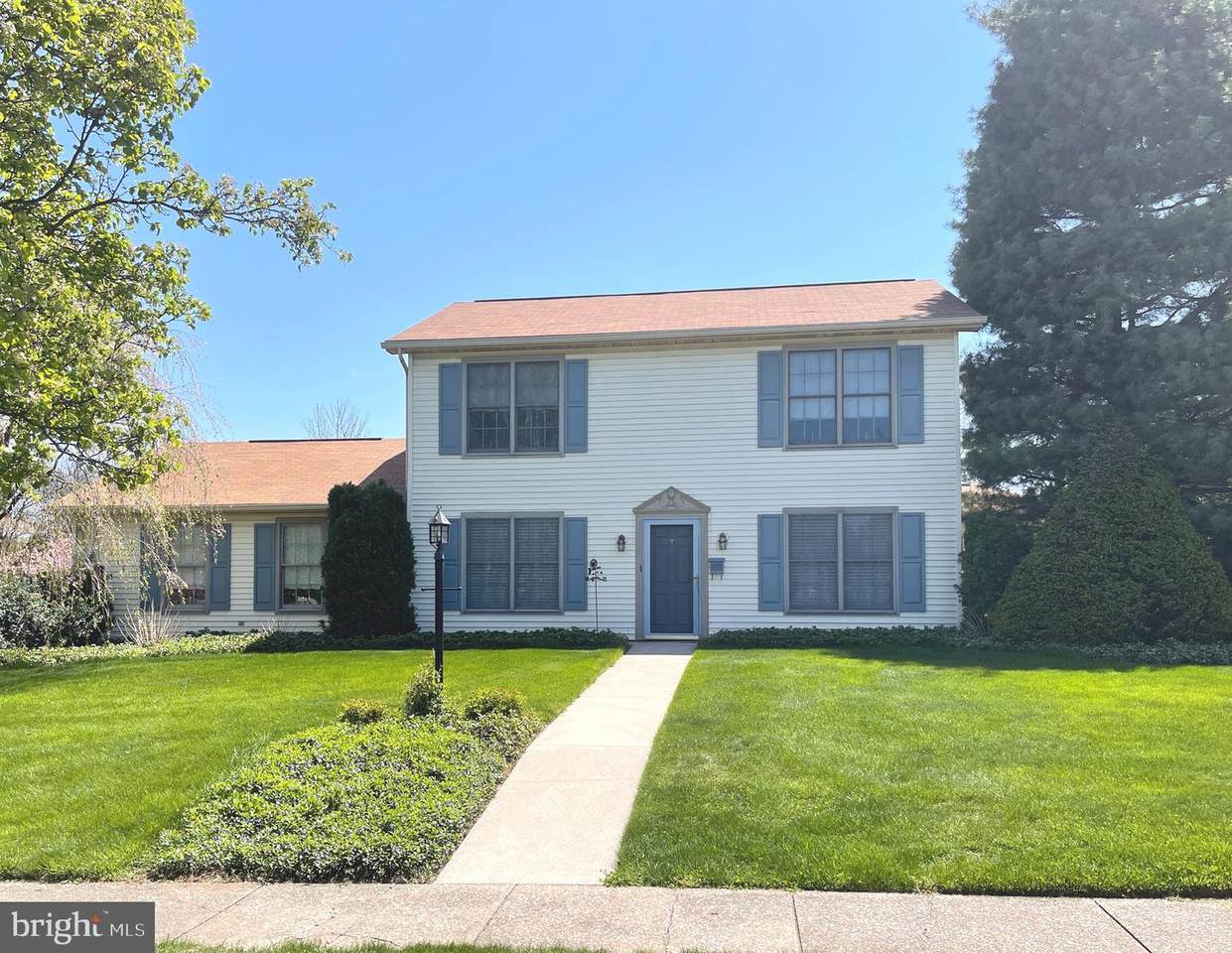 912 Greenlea Road - Photo 1
