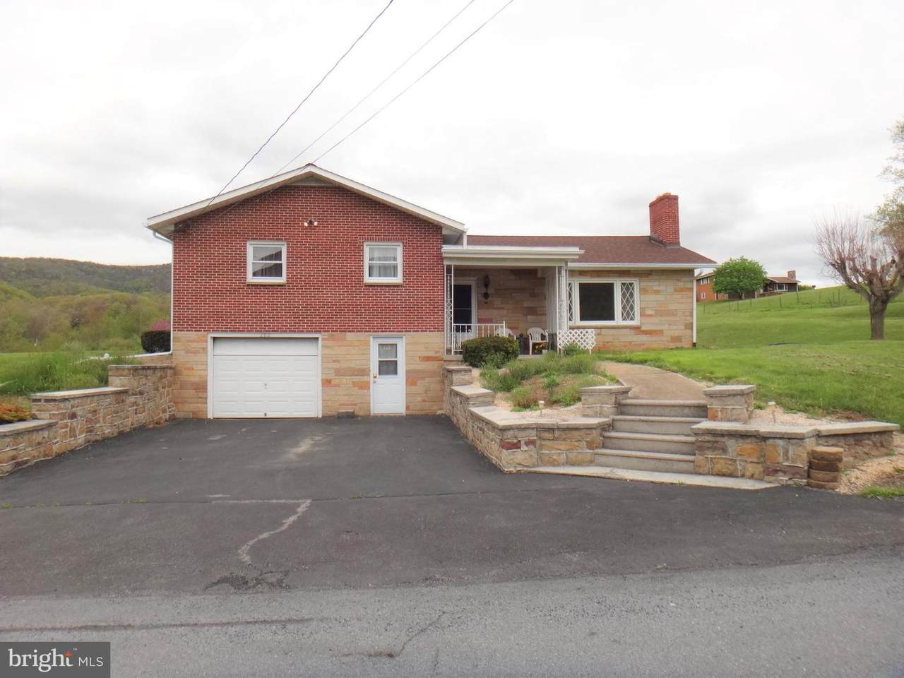 202 Mccloud Road - Photo 1