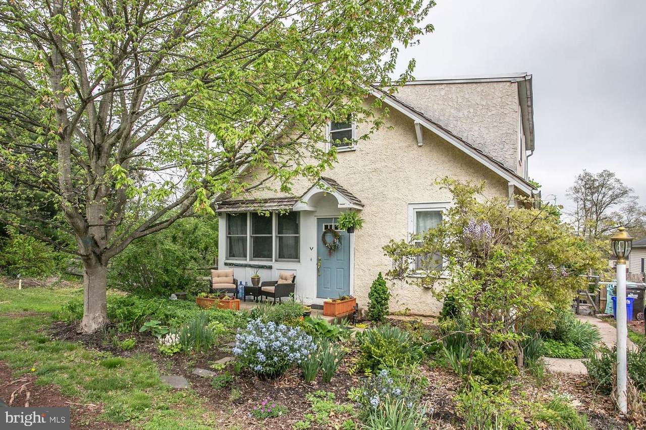 190 Oak Street - Photo 1