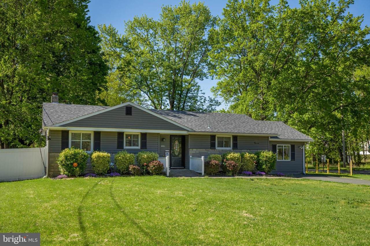 110 Earl Avenue - Photo 1