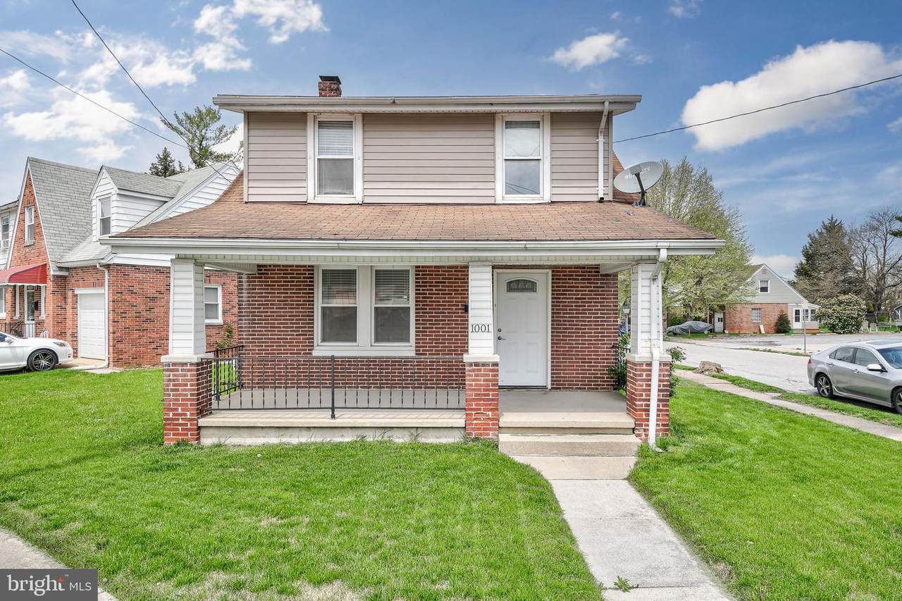 1001 Roosevelt Avenue - Photo 1