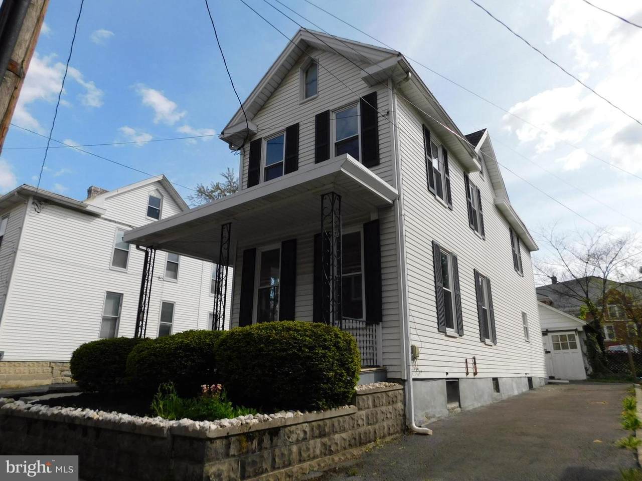 8 2ND Street - Photo 1