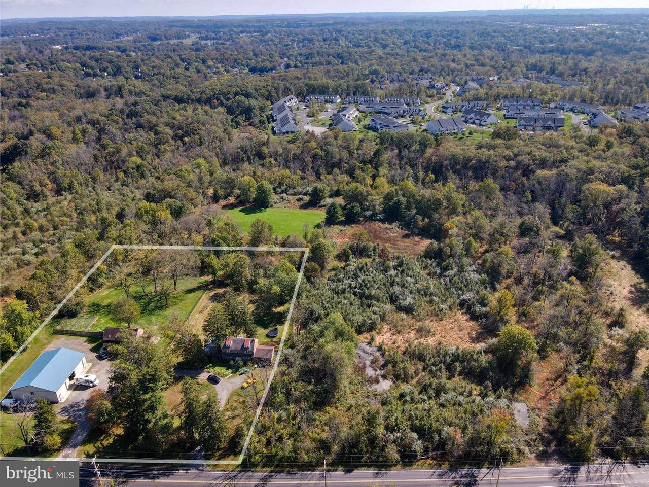 1616 Whitehall Road - Photo 1
