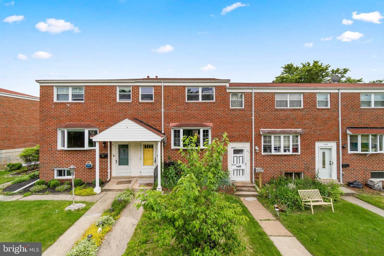1009 Regina Drive - Photo 1