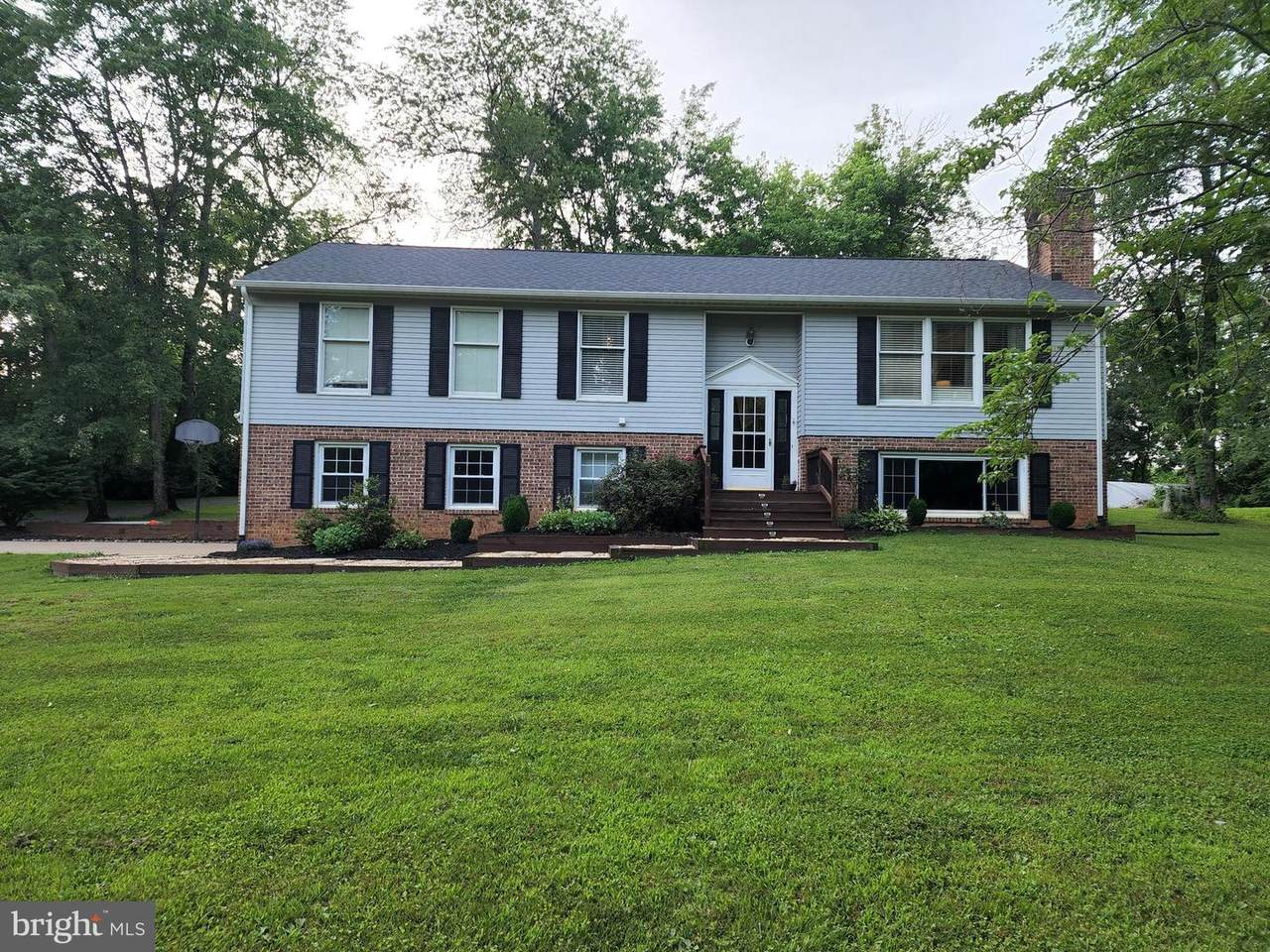 17287 Deerfield Lane - Photo 1