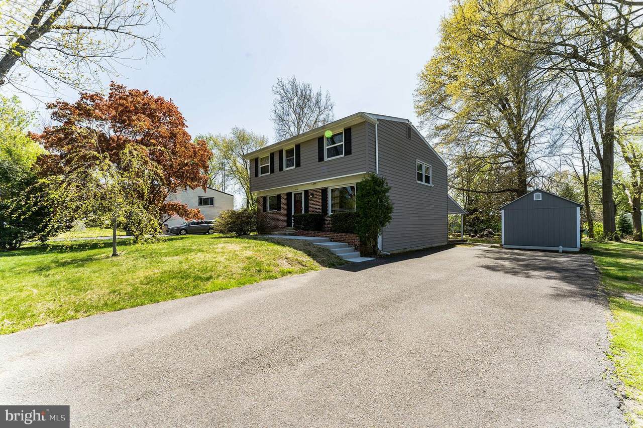 1658 Thayer Drive - Photo 1