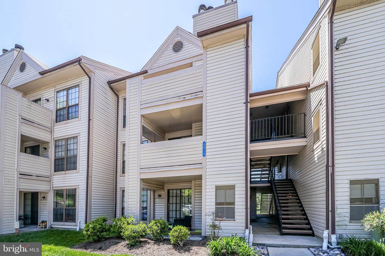6918 Mary Caroline Circle - Photo 1