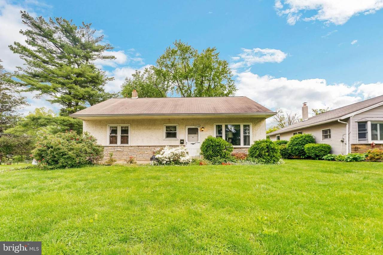 231 Lorraine Avenue - Photo 1