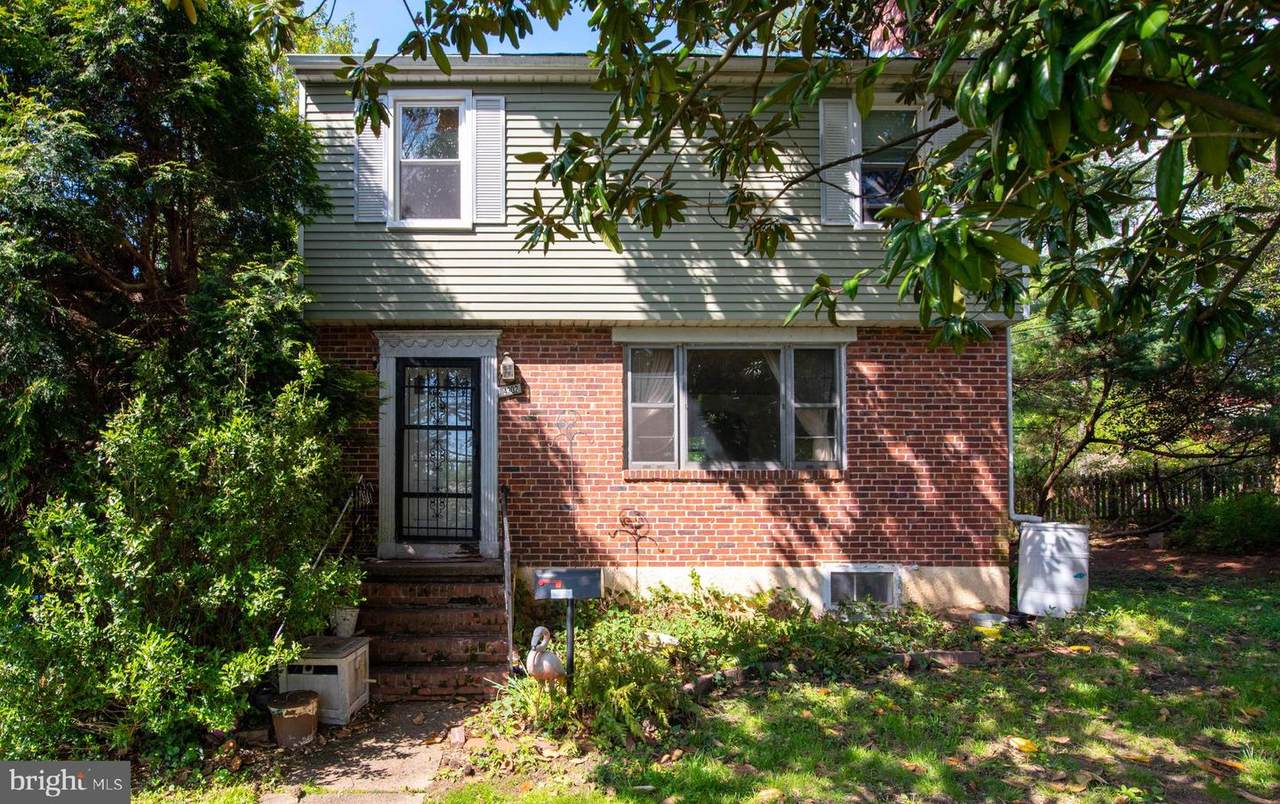 4302 Mary Avenue - Photo 1