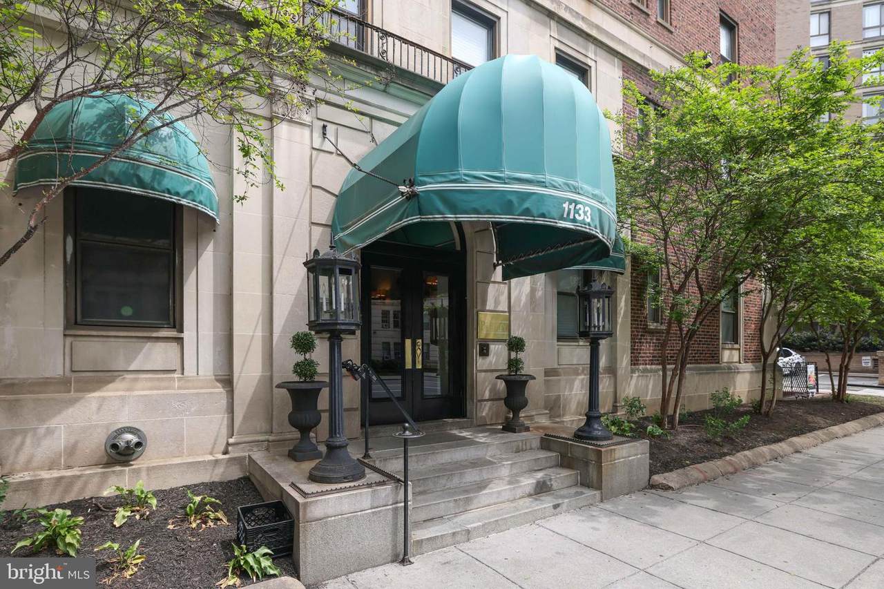 1133 13TH Street - Photo 1