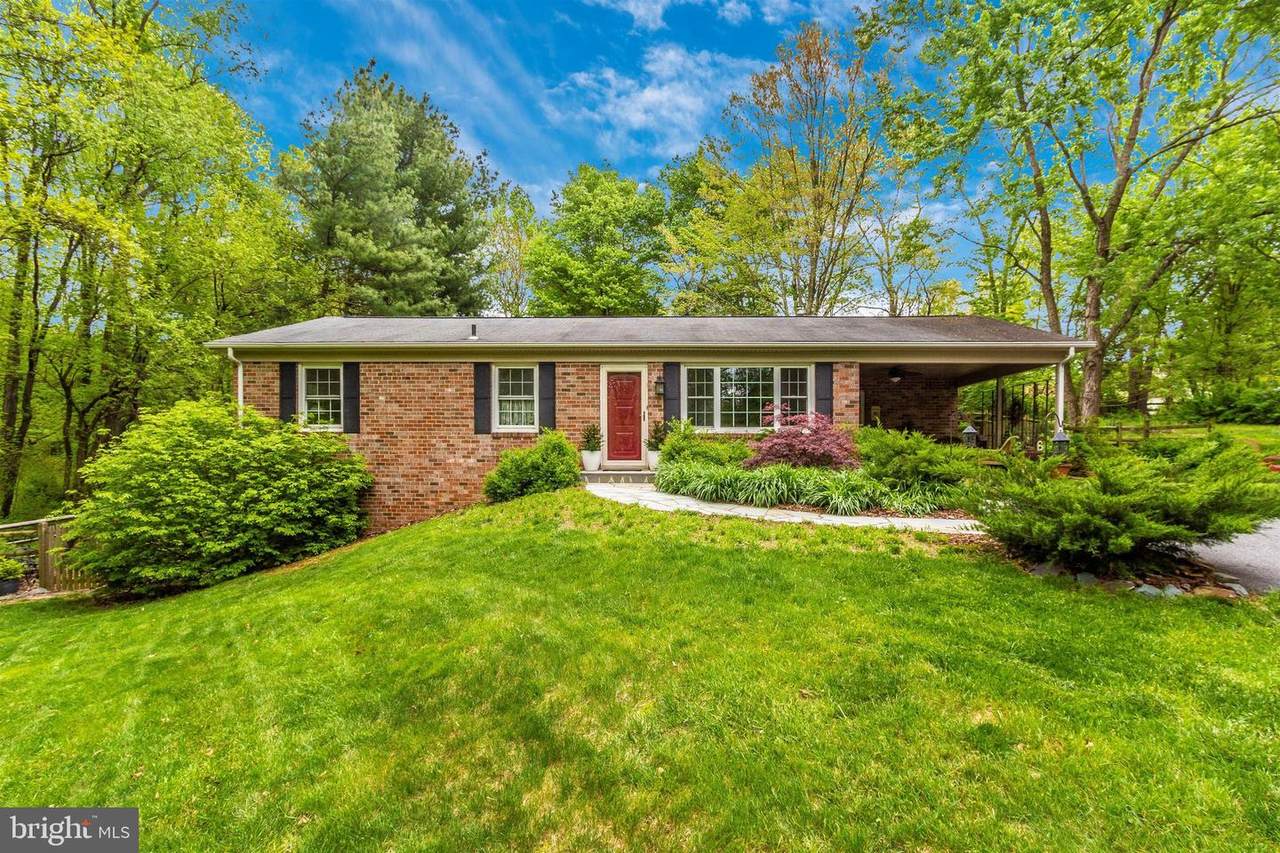 4977 Tall Oaks Drive - Photo 1