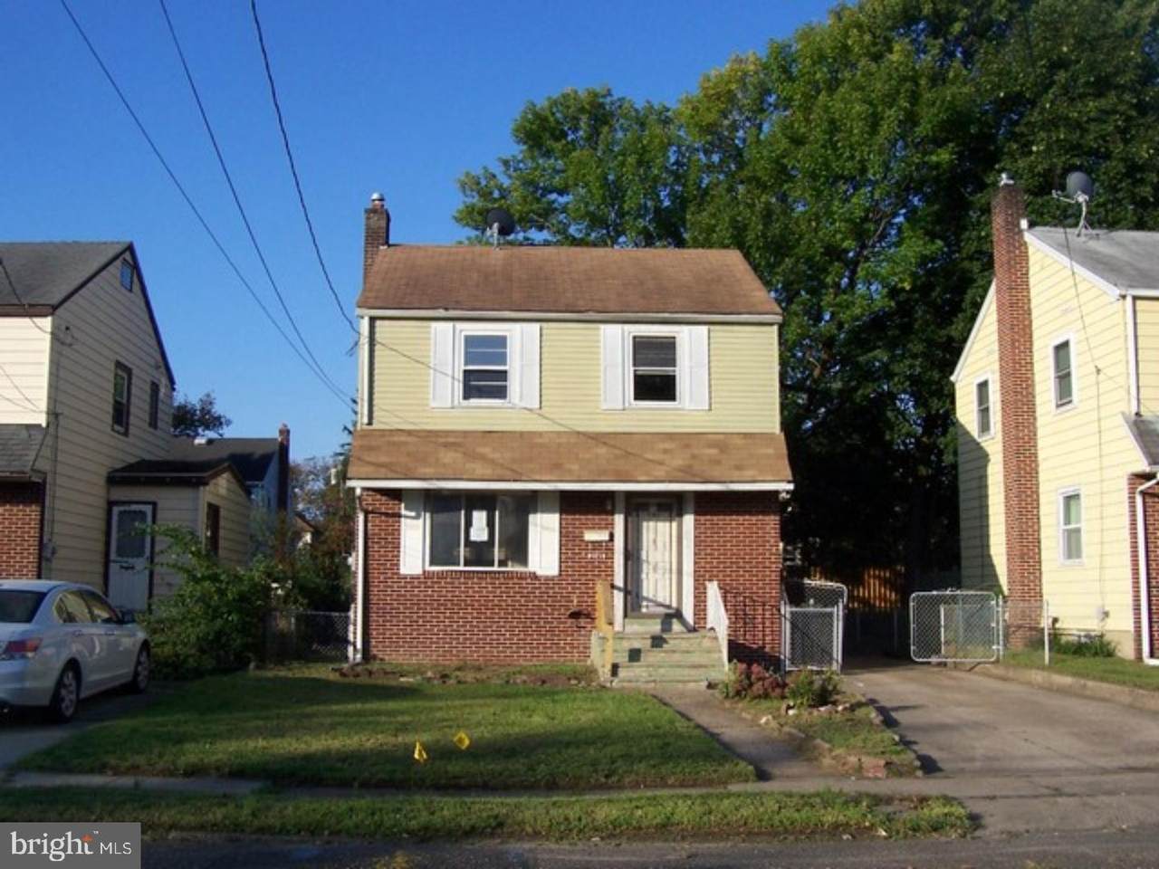 2145 Hollinshed Avenue - Photo 1
