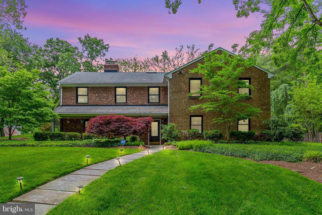 7600 Savannah Drive - Photo 1