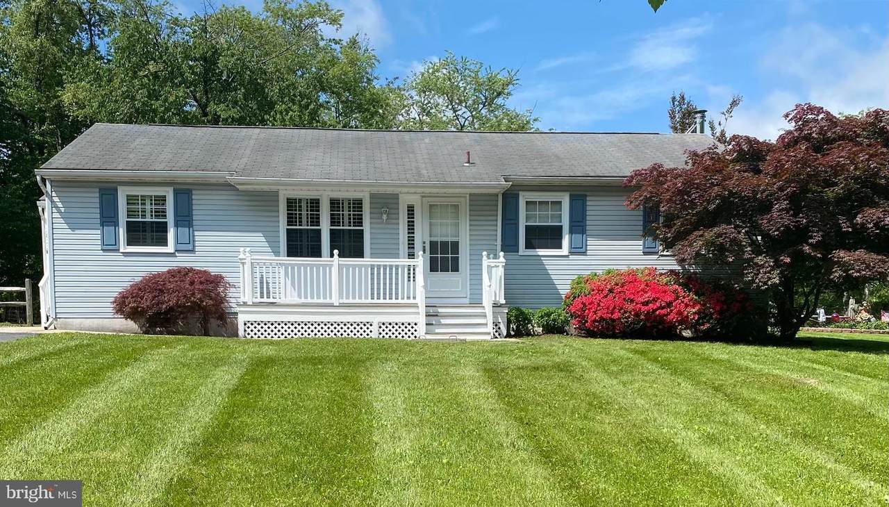 7822-E Fingerboard Road - Photo 1