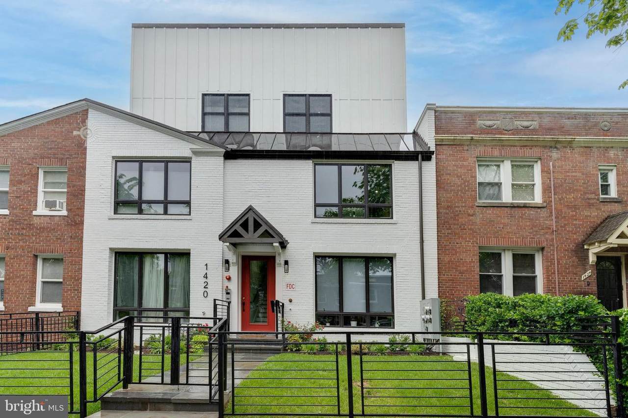 1420 Staples Street - Photo 1