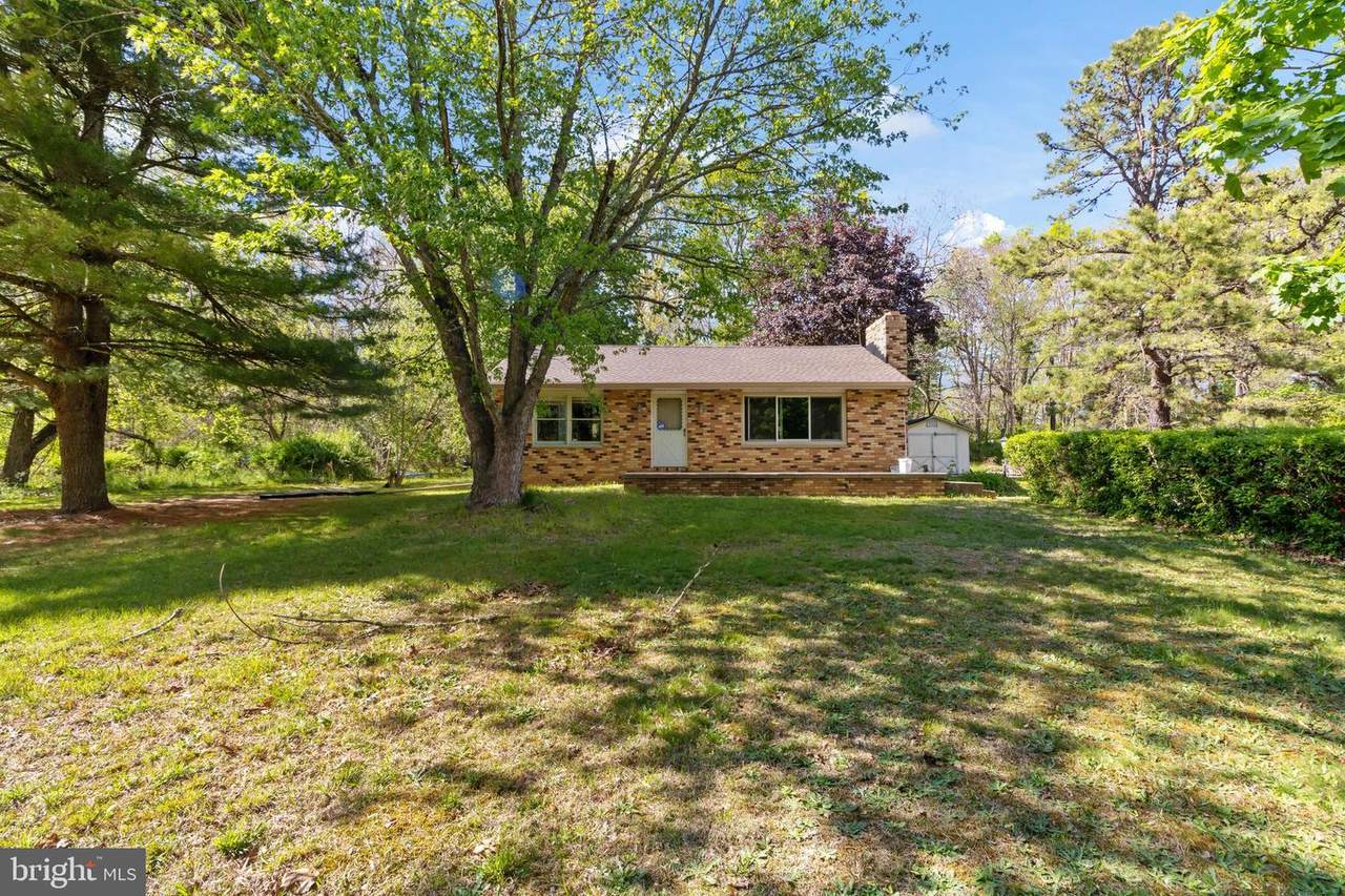 4017 Hancock Avenue - Photo 1
