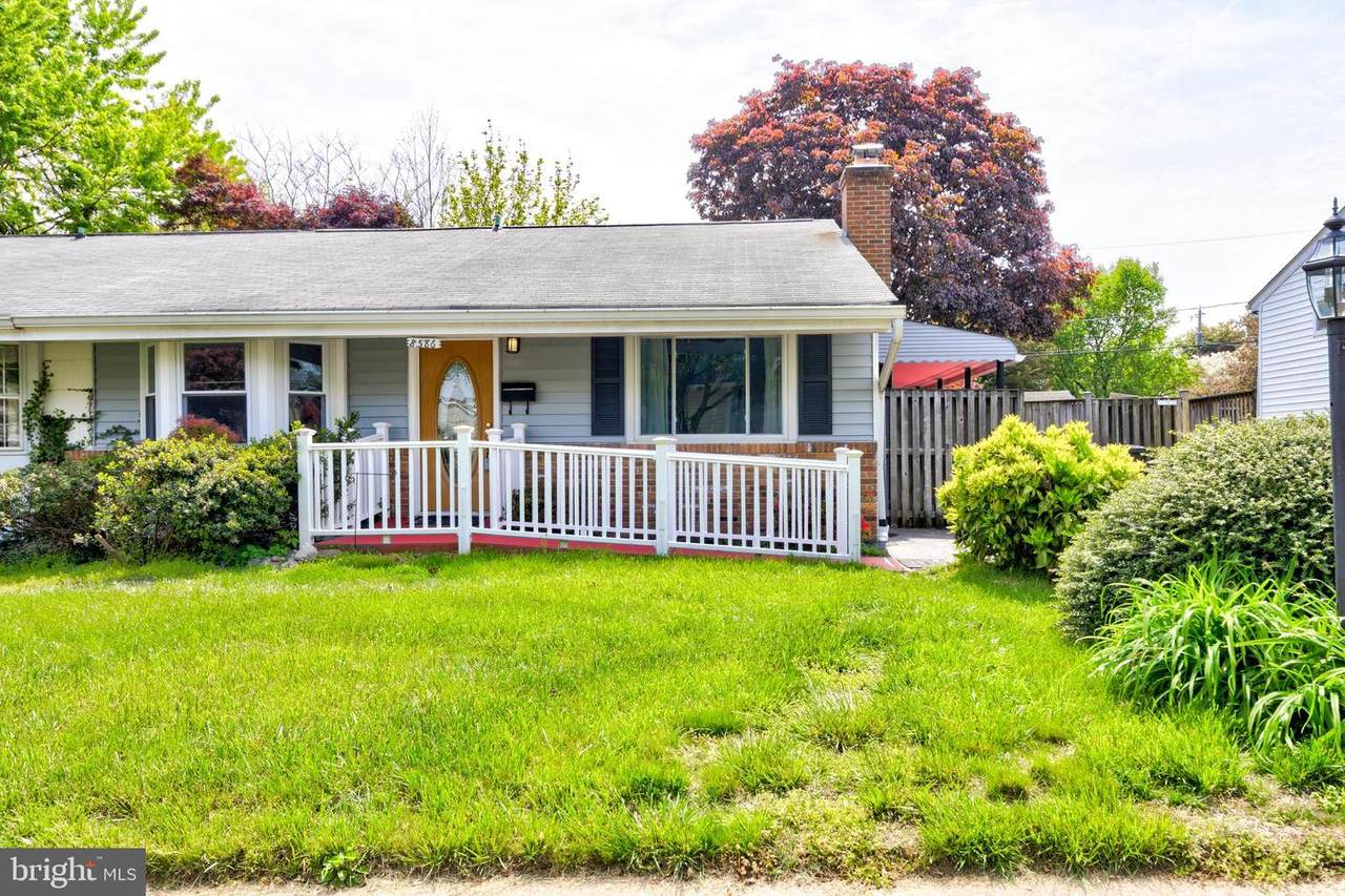8586 Creek Road - Photo 1