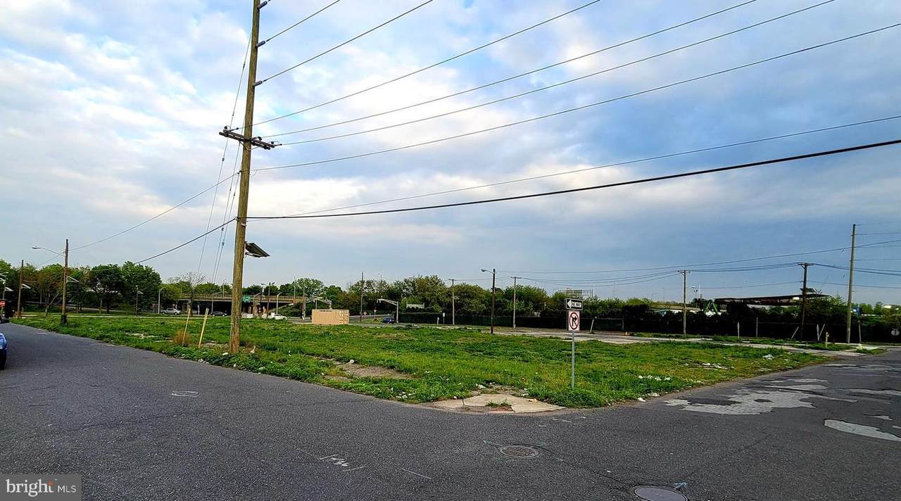 1400 6TH Street - Photo 1