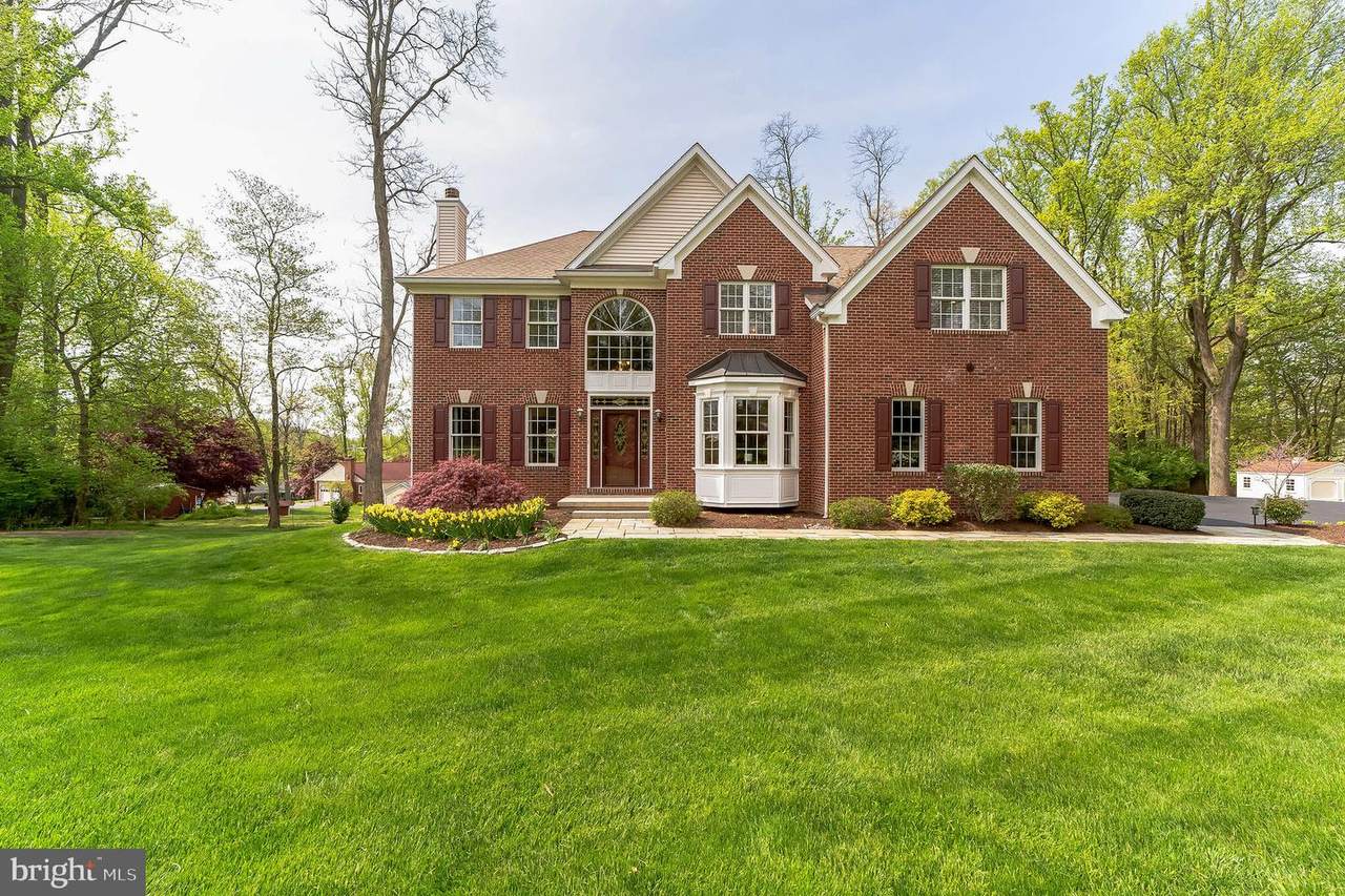 68 Schoolhouse Lane - Photo 1
