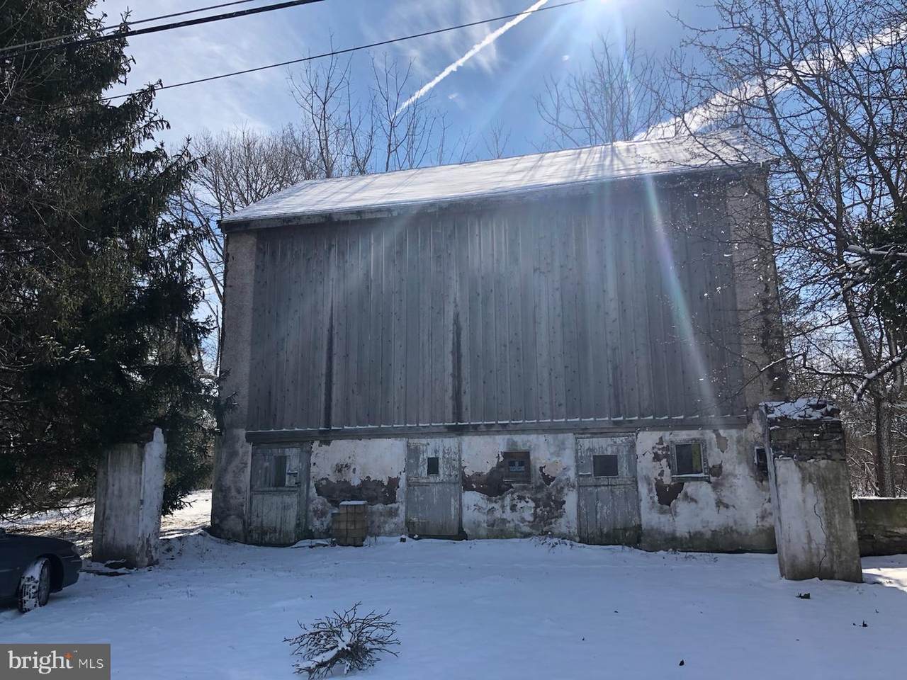4016 Yerkes Road - Photo 1