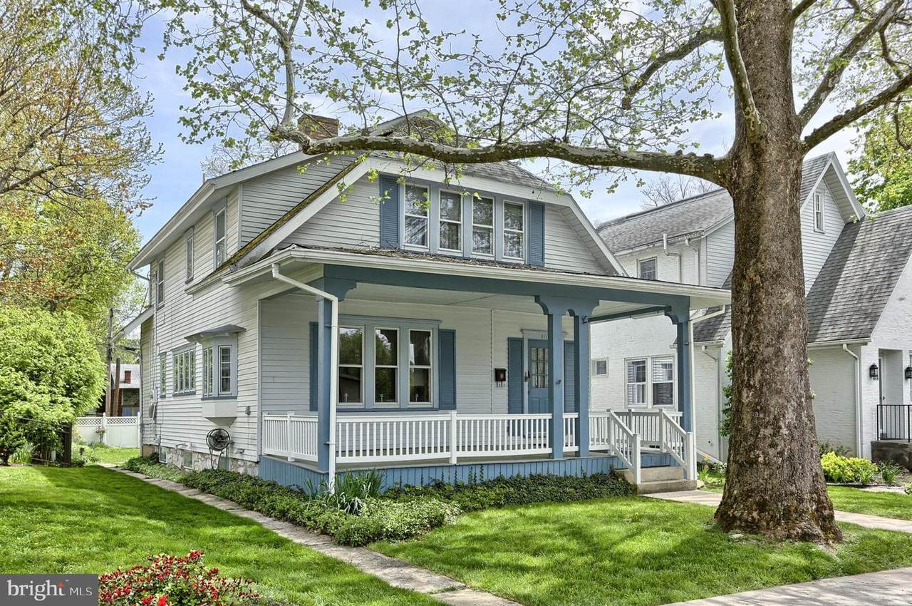 219 26TH Street - Photo 1