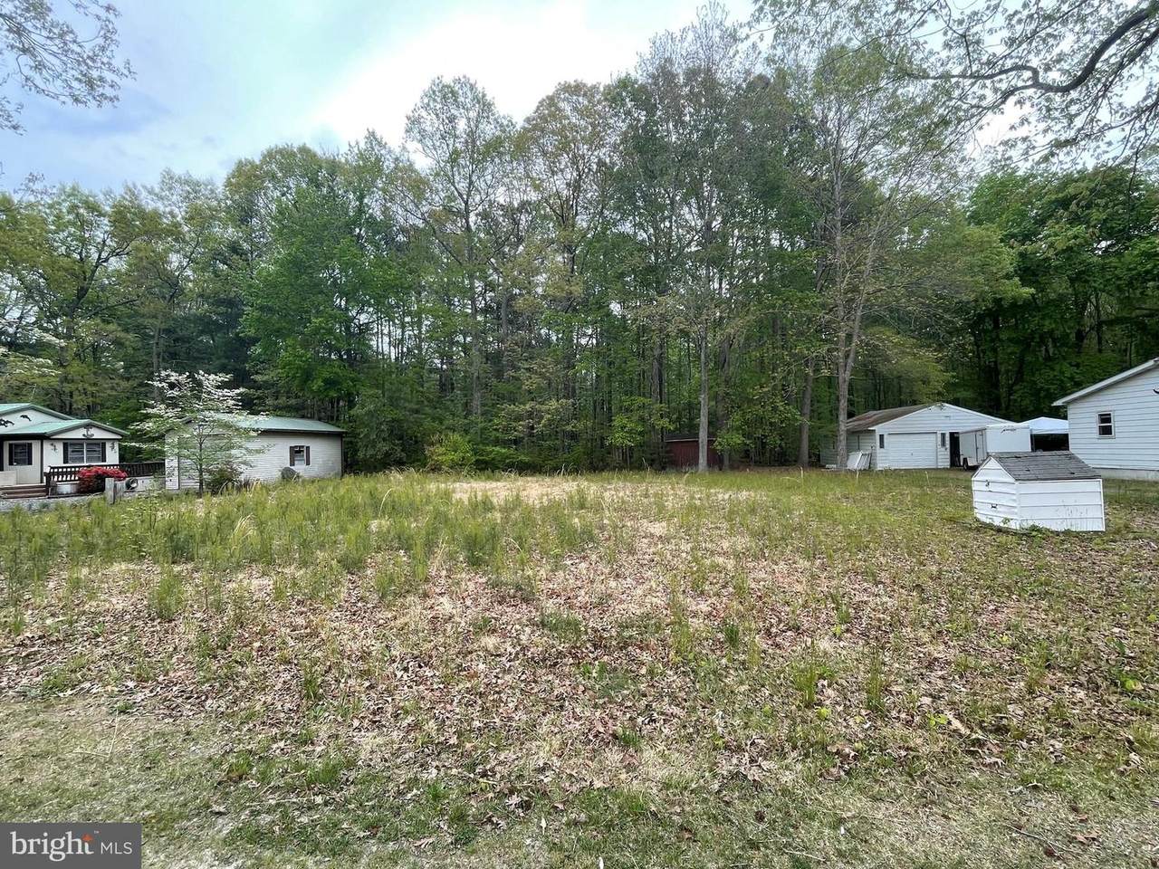 20207 Spruce Avenue - Photo 1