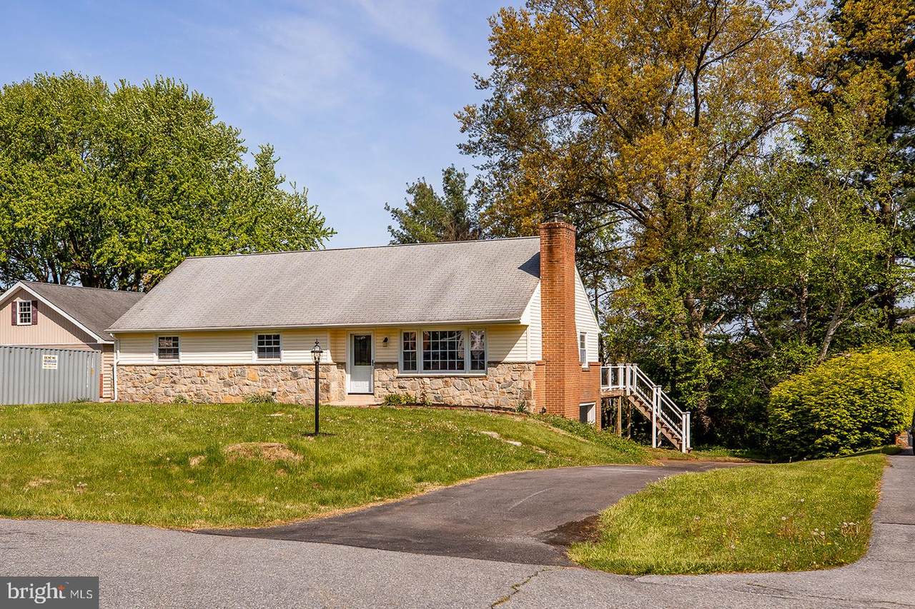 415 Ruth Ridge Drive - Photo 1