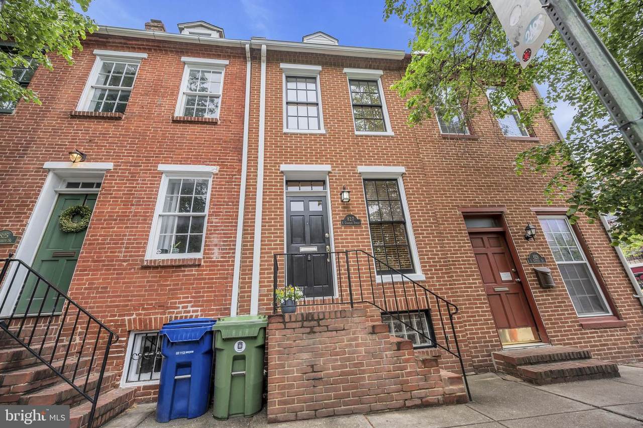 827 Charles Street - Photo 1
