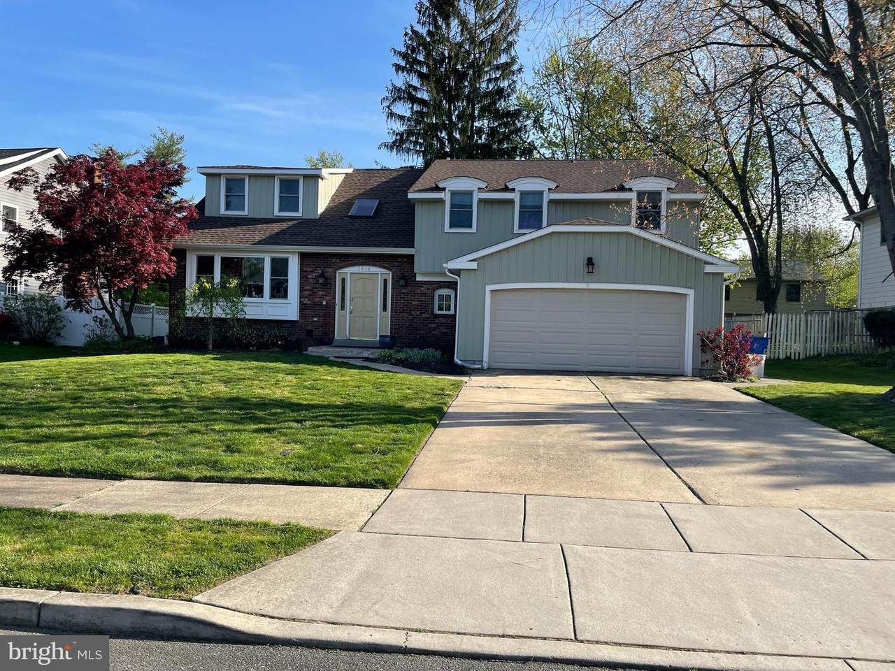 1616 Mayflower Lane - Photo 1