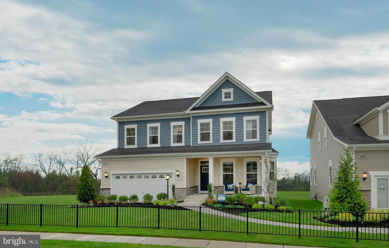 1004 Village Green Way - Photo 1