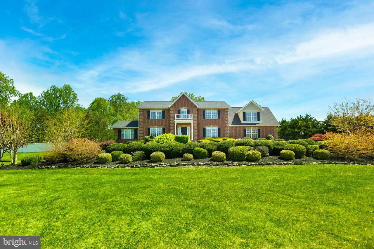 7130 Amy Court - Photo 1