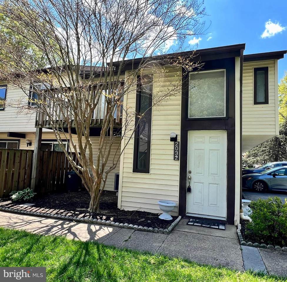 2032 Aberdeen Drive - Photo 1