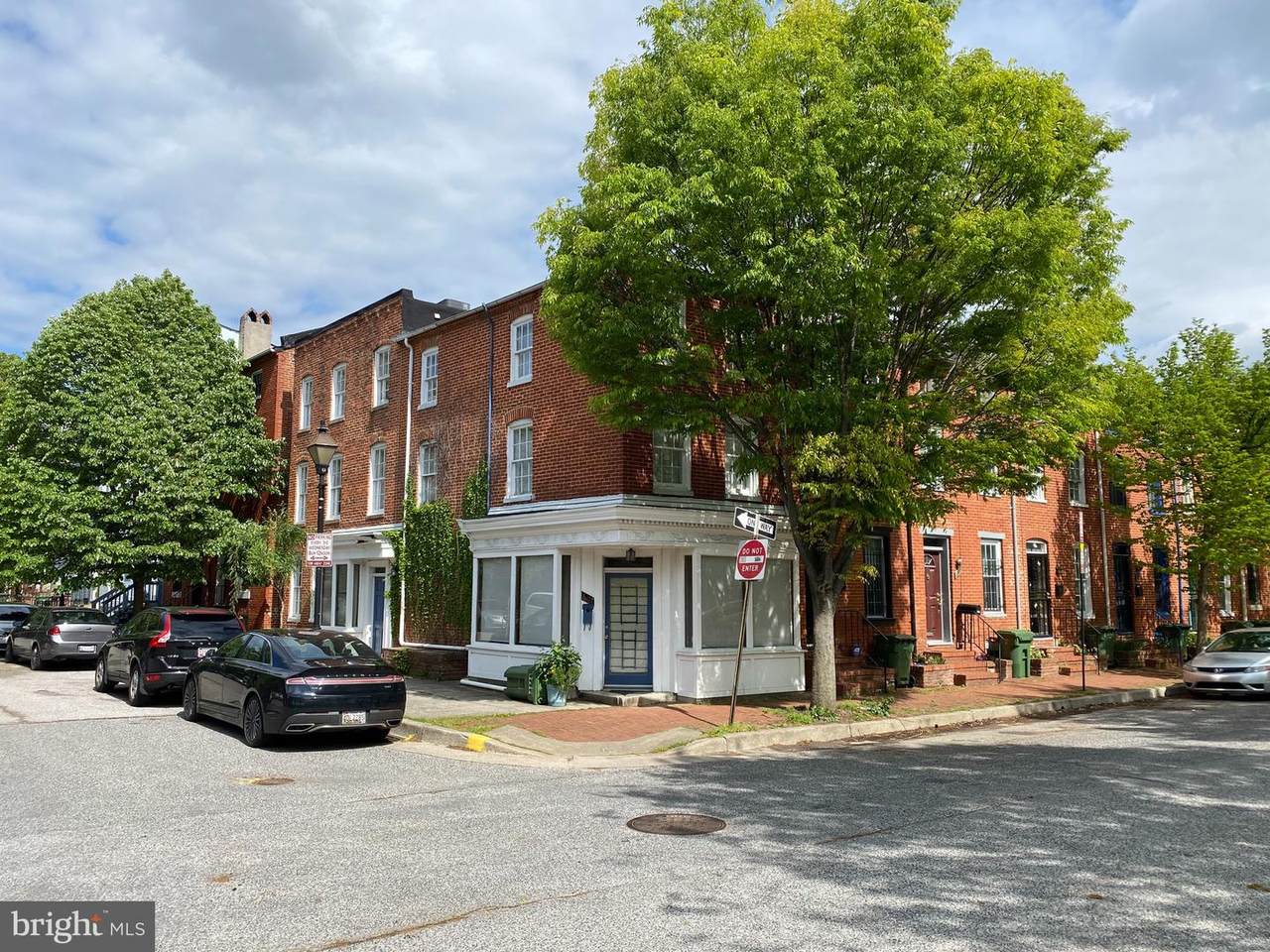 601 Fremont Avenue - Photo 1