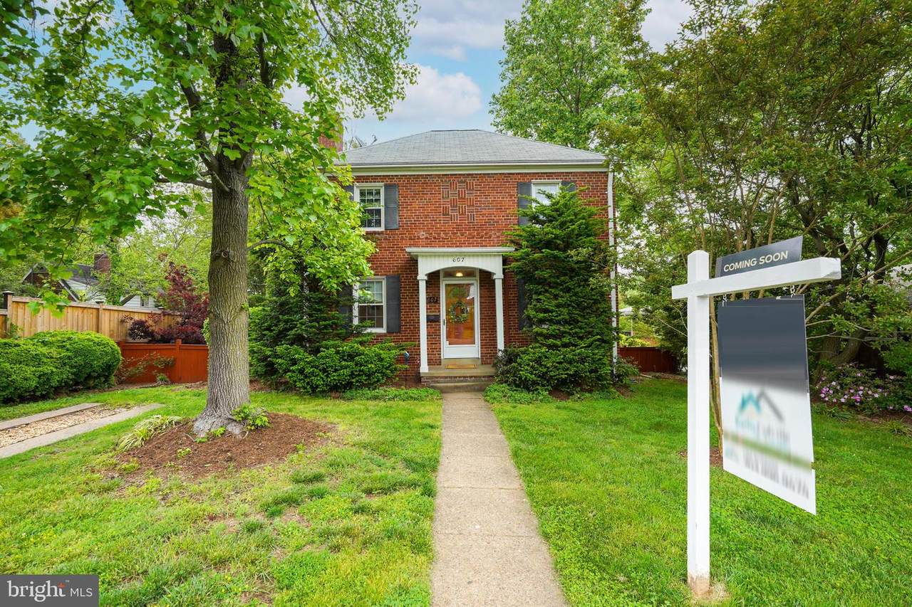 607 Stafford Street - Photo 1