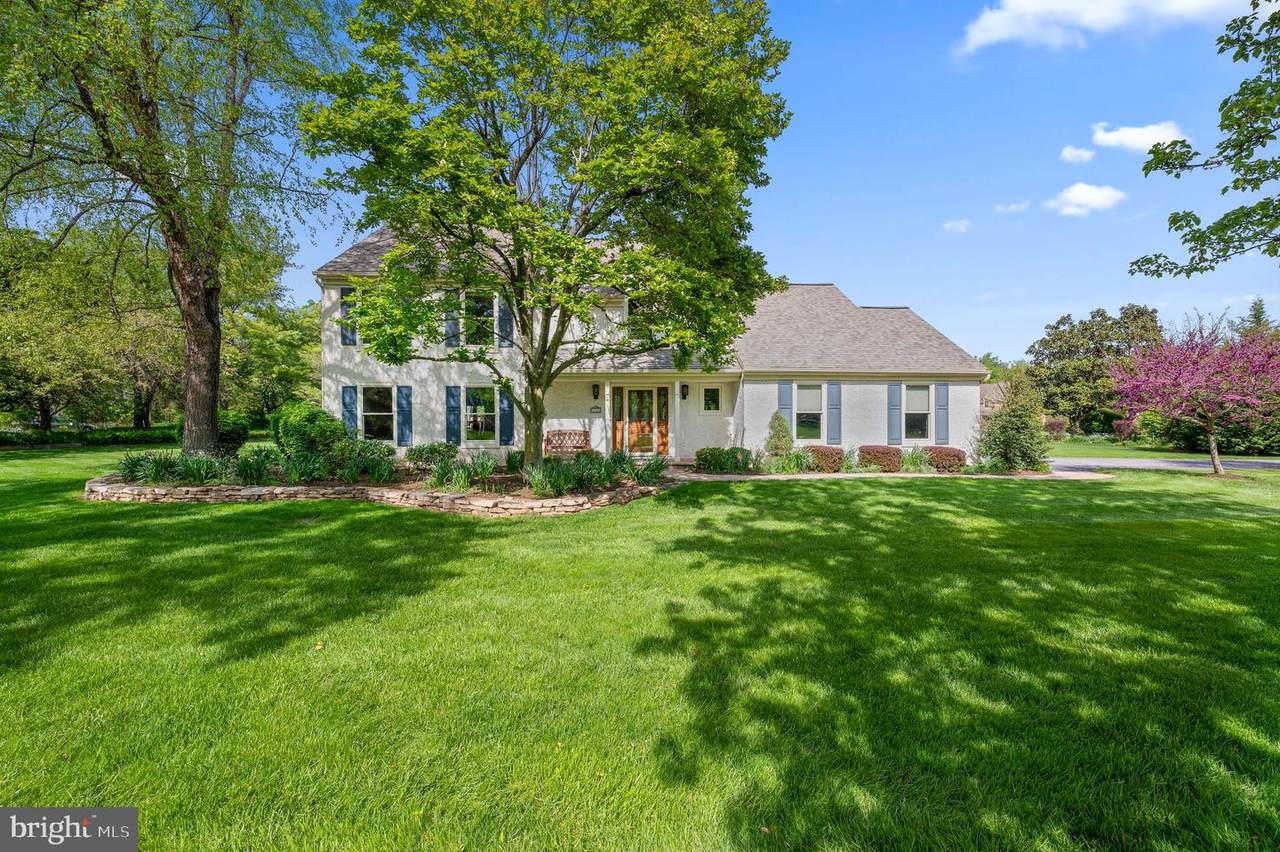 1405 Tullamore Lane - Photo 1