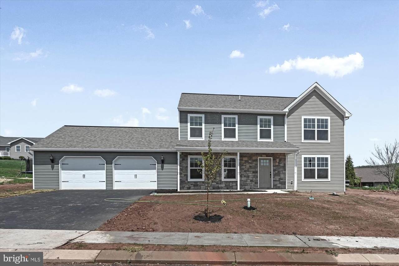 168 Arrowhead Drive - Photo 1