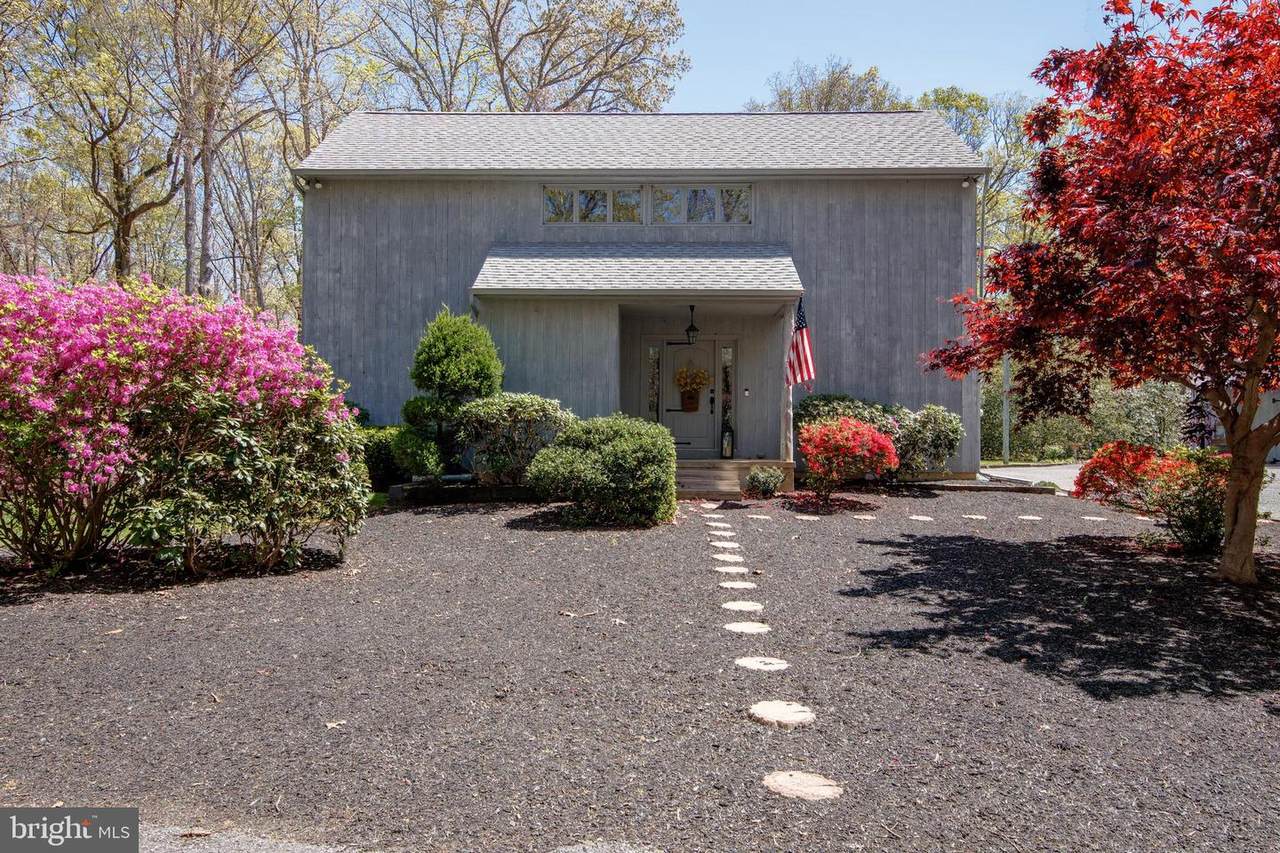 394 Stillman Avenue - Photo 1