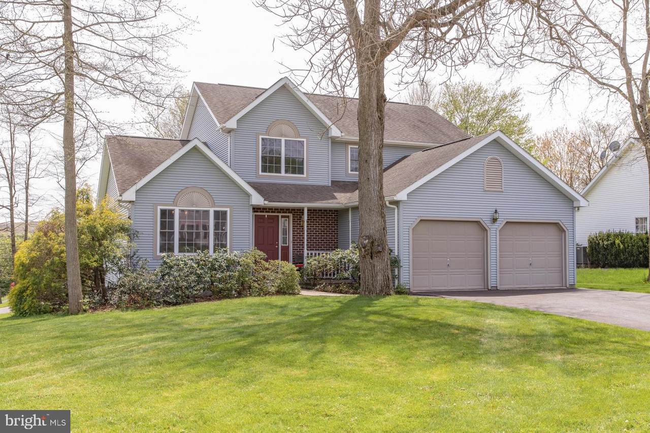 150 Ridgeway Drive - Photo 1