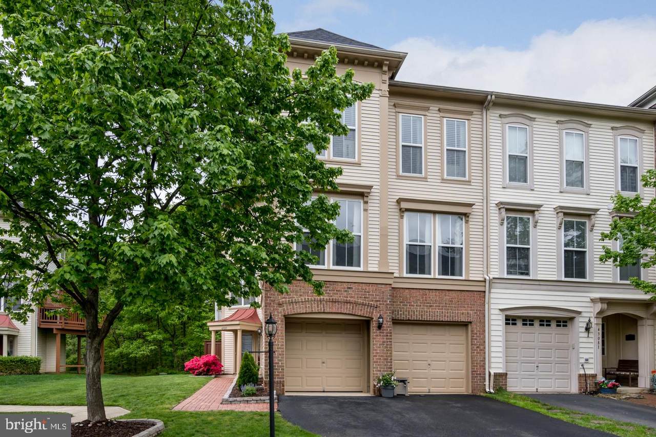 43083 Hunters Green Square - Photo 1
