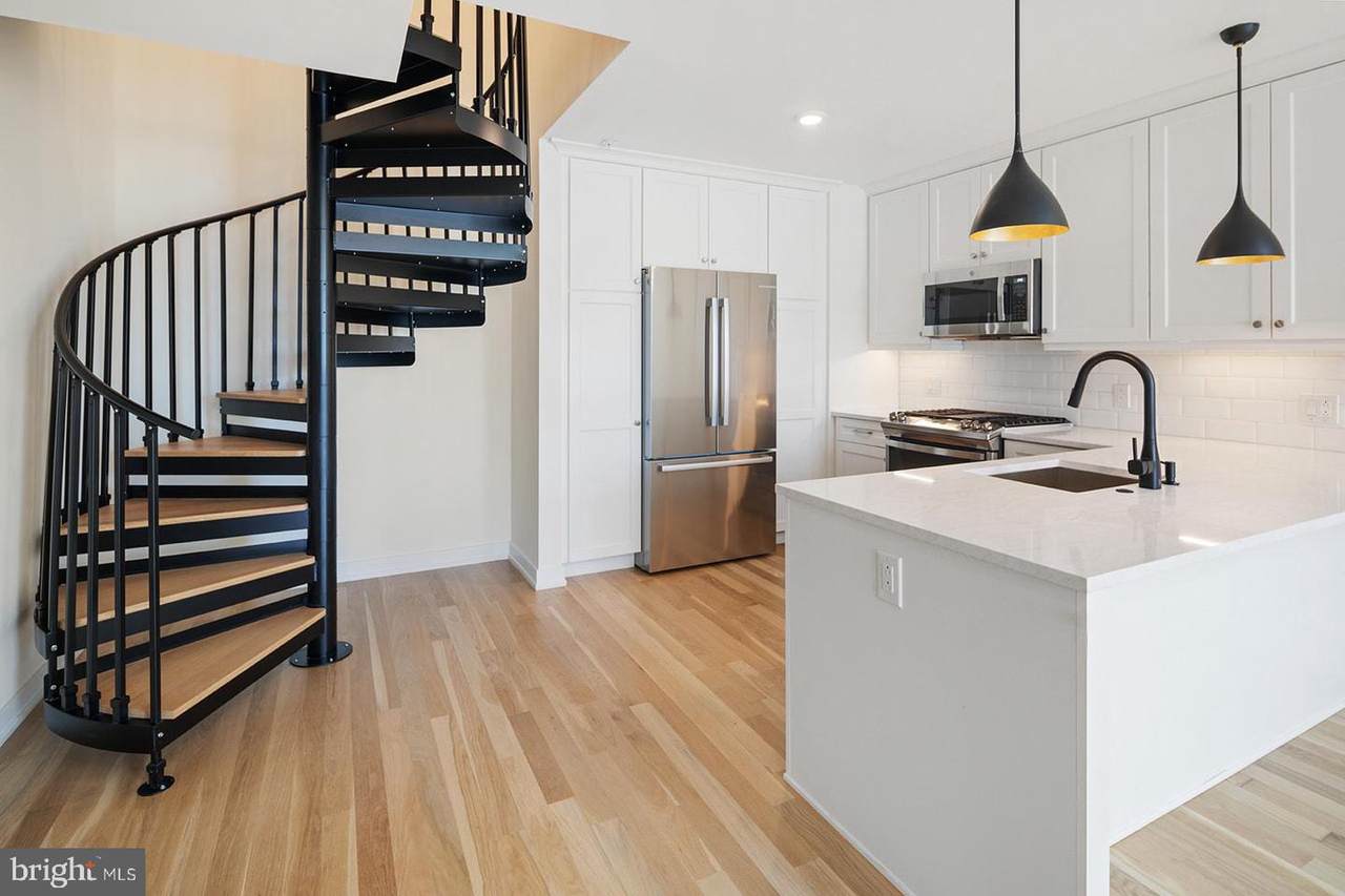 806 2ND Street - Photo 1